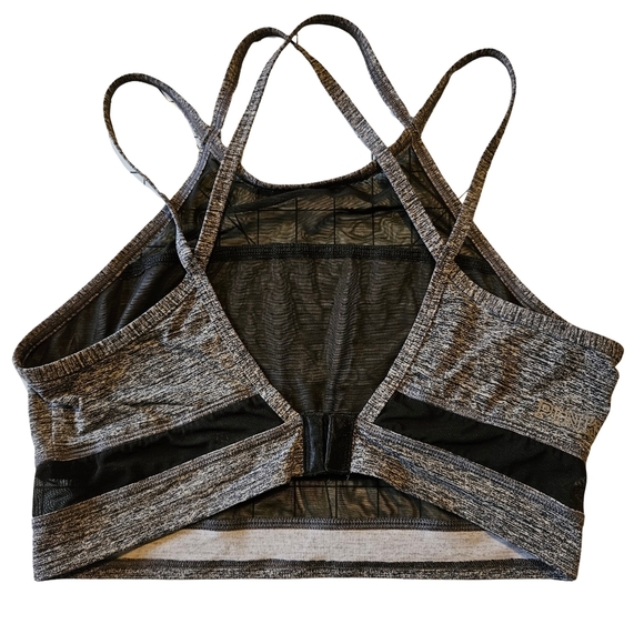 Pink Ultimate Unlined Sports Bra, Size Medium, Black/White - Picture 9 of 13